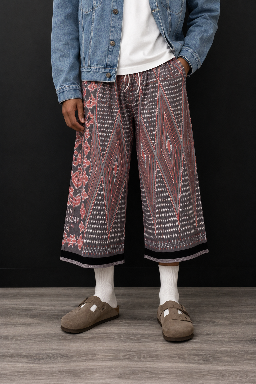 Macawiis Shorts